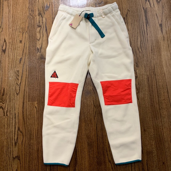 nike acg sherpa pants